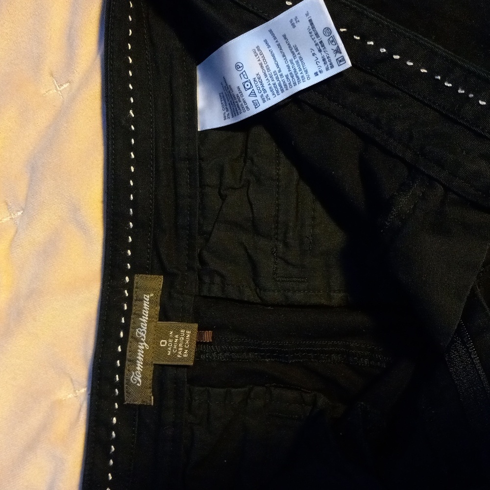 Shorts - Picture 3 of 4